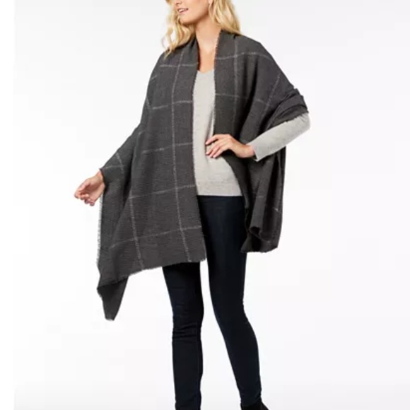 Charter Club Accessories - NWT Charter Club Macy's Windowpane Metallic Scarf